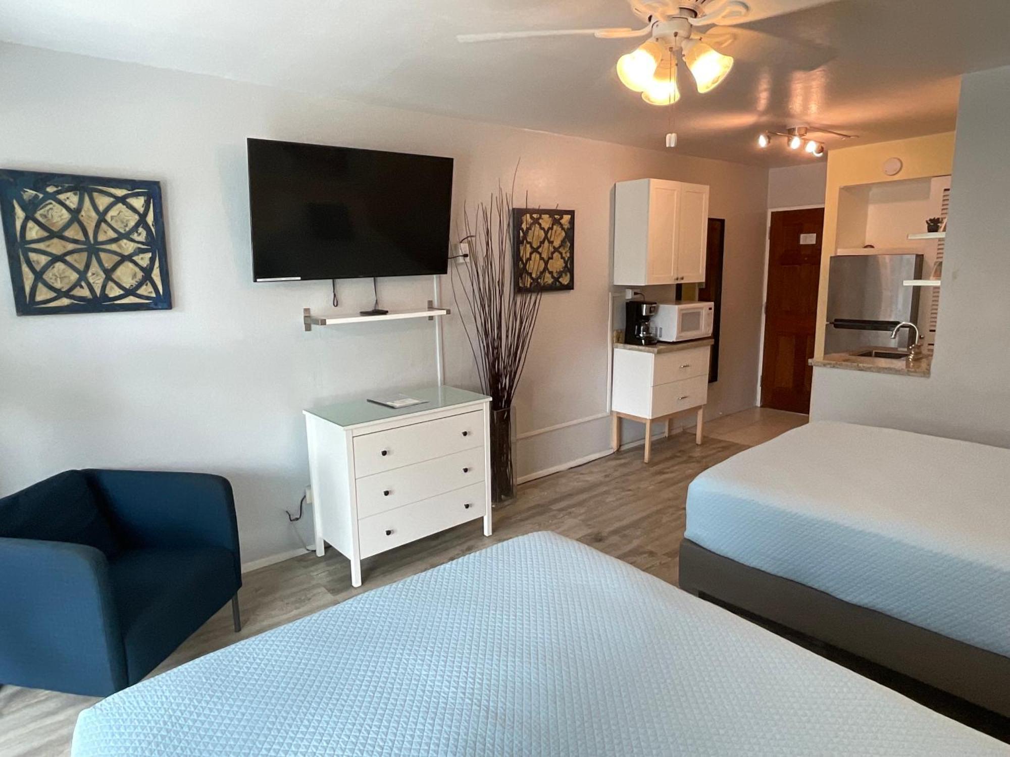 The Frederiksted Hotel Екстериор снимка